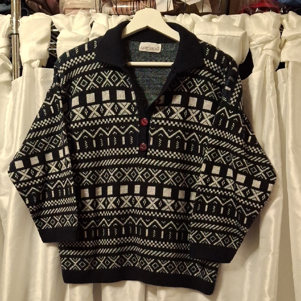 Garland Geometric Sweater XL